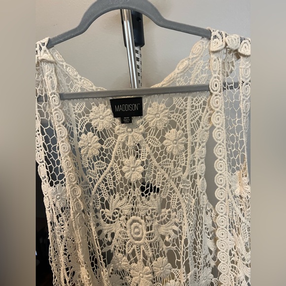 MADDISON Open Stitch Crochet Cardigan Boho hippie vest Women size M Cream color - Picture 5 of 11